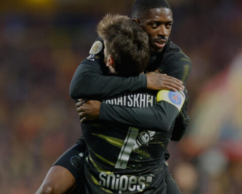 Le PSG remporte son 14e titre de champion de France après sa victoire contre Lens.
