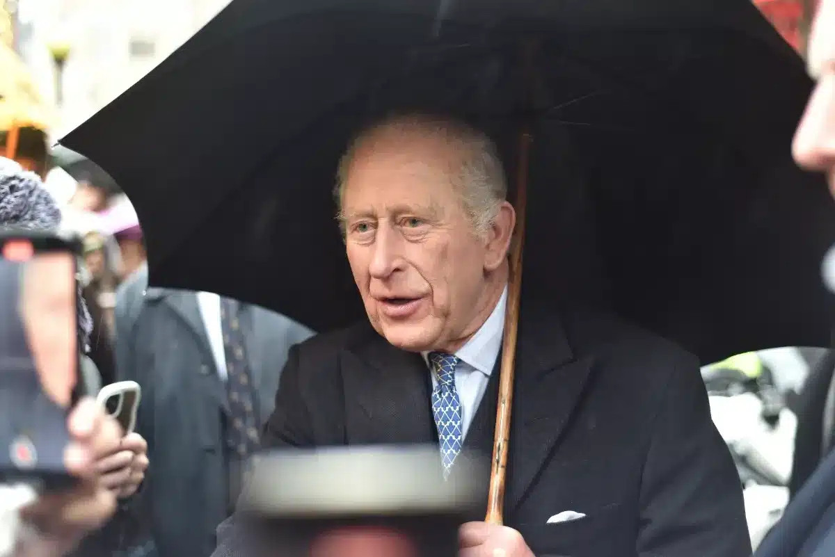 Le roi Charles III choisit le Congrès américain pour délivrer un avertissement inattendu d'un monarque.