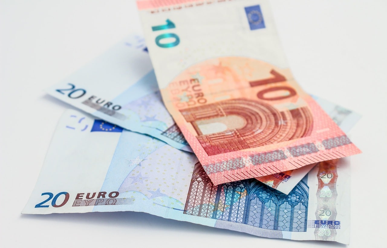 Le Smic devrait connaître une augmentation de 2% prochainement.