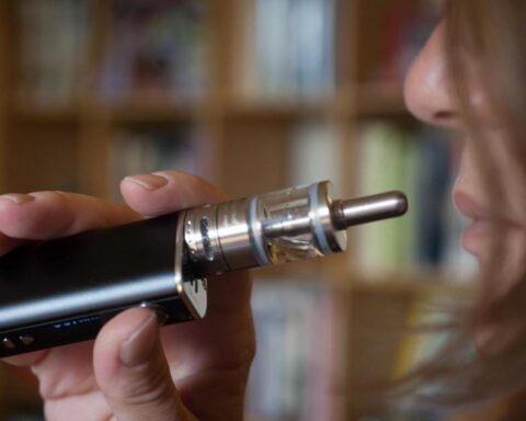 Le vapotage chez les lycéens en France : une hausse marquée de l'expérimentation et de l'usage quotidien