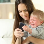 Les caprices des enfants de moins de 5 ans : une réaction à la frustration et non un comportement volontaire
