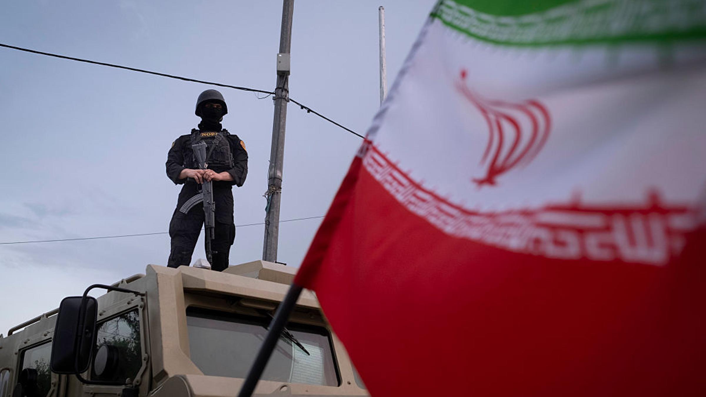Les États-Unis espèrent un accord pour mettre fin à la guerre alors que l'Iran maintient la tension mondiale
