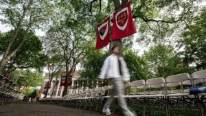 Les universités asiatiques et européennes enregistrent une hausse des étudiants internationaux alors que les États-Unis en accueillent moins