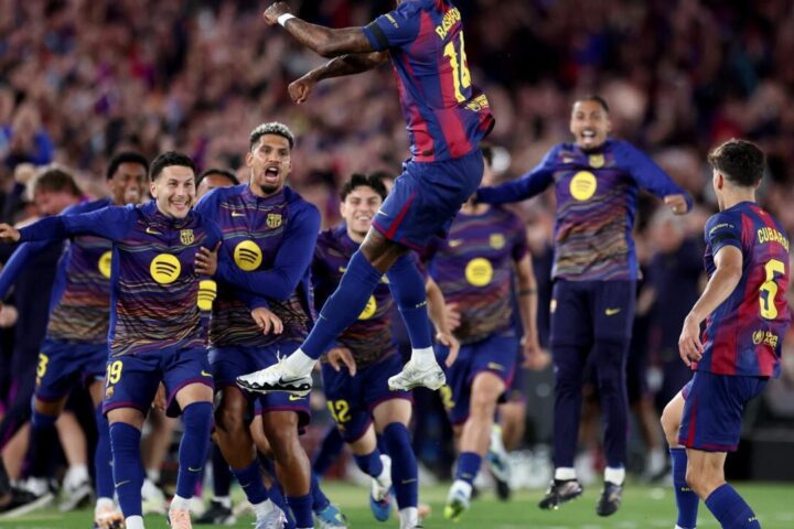 Liga : le FC Barcelone décroche son 29e titre en battant le Real Madrid lors du Clasico, Manchester City maintient ses chances de succès.