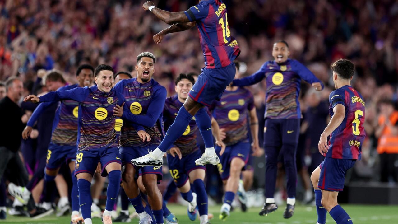 Liga : le FC Barcelone décroche son 29e titre en battant le Real Madrid lors du Clasico, Manchester City maintient ses chances de succès.