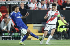 Ligue Conférence : Strasbourg dominé par le Rayo en demi-finale aller, aborde le retour avec un désavantage.