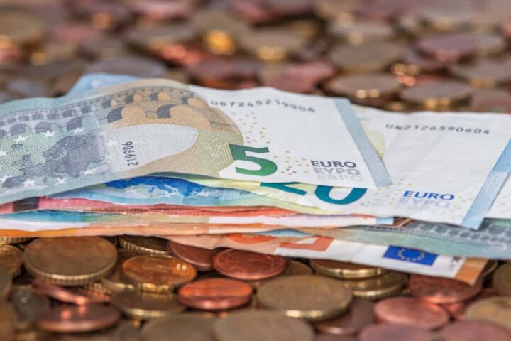 L'impôt sur le revenu touche désormais 900 000 foyers additionnels.