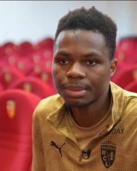 Mamadou Sangaré devient le premier Malien de l'histoire à remporter le Prix Marc-Vivien Foé en Ligue 1.