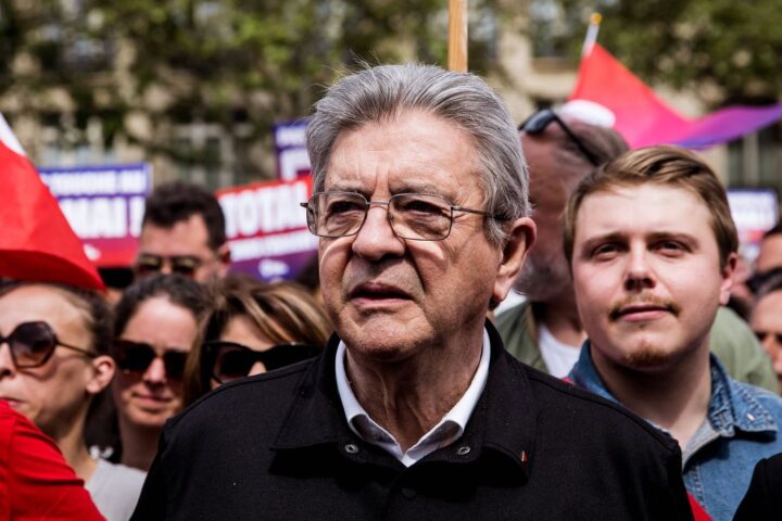 Mélenchon obtient le soutien de plus de 150.000 citoyens pour sa candidature à l'Élysée