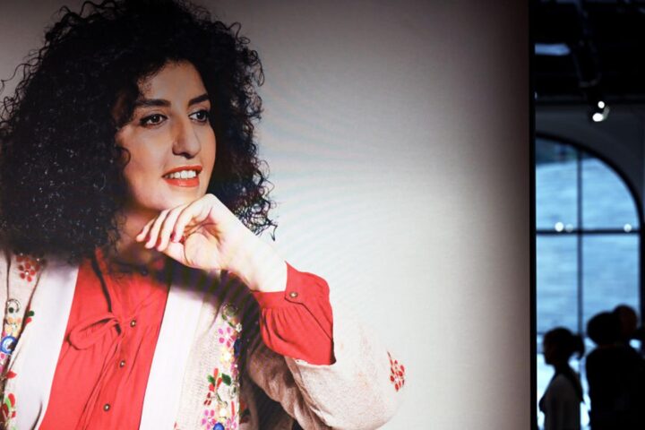 Narges Mohammadi dans un état critique en détention iranienne, selon sa famille
