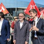 Olivier Faure, premier secrétaire du Parti socialiste, enfariné lors de la manifestation du 1er mai à Amiens