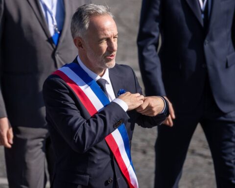 Paris : Emmanuel Grégoire présente son plan pour garantir le « droit au beau » dans tous les quartiers