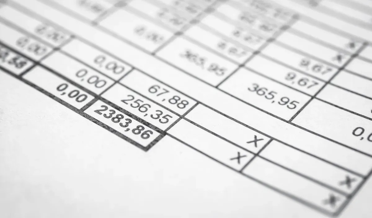 Quel budget est nécessaire pour vivre décemment selon les Français ?