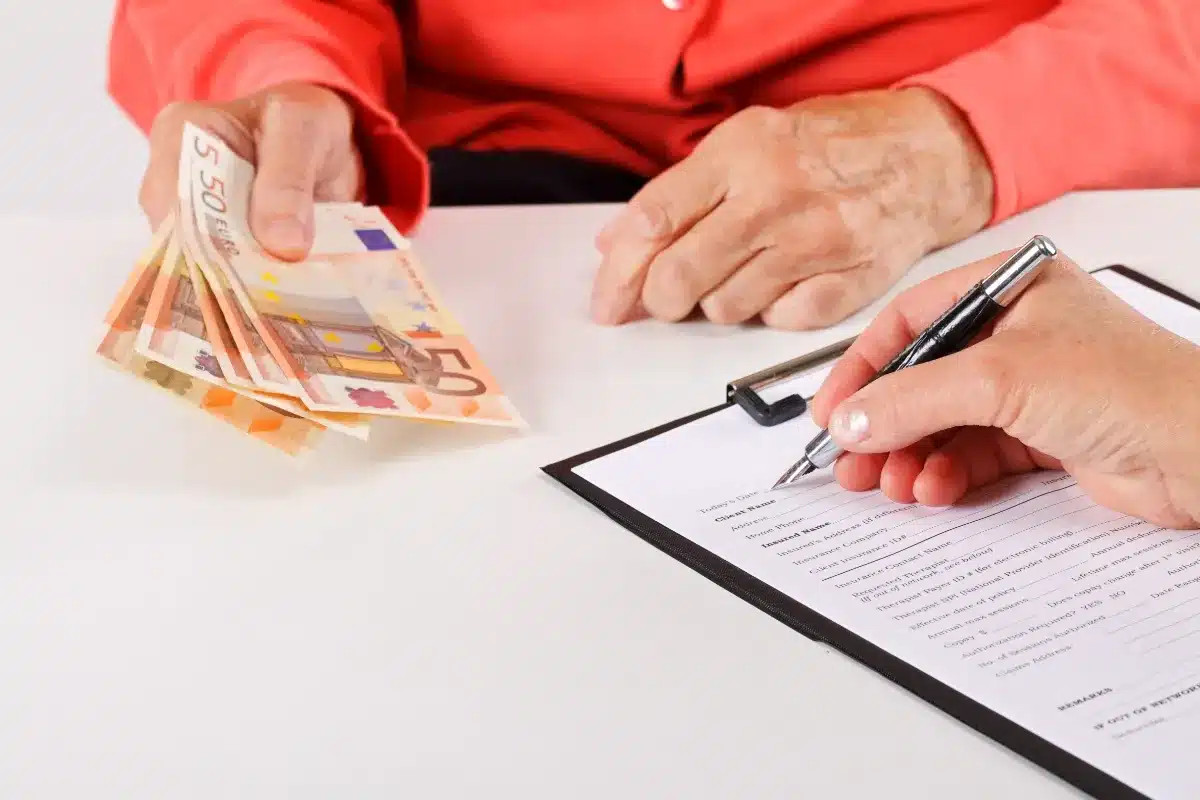 Retraités Agirc-Arrco : vérifiez immédiatement votre relevé, un remboursement de montants oubliés sera effectué suite à une erreur découverte tardivement.