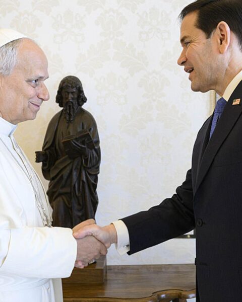 Rubio cherche à rétablir sa relation avec le pape après son conflit avec Trump