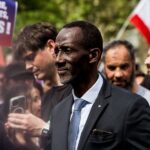 Saint-Denis : le maire Bally Bagayoko confirme que le portrait de Macron restera décroché