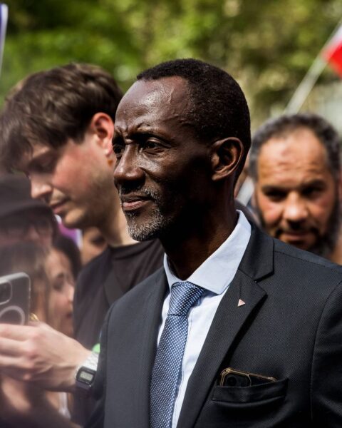 Saint-Denis : le maire Bally Bagayoko confirme que le portrait de Macron restera décroché