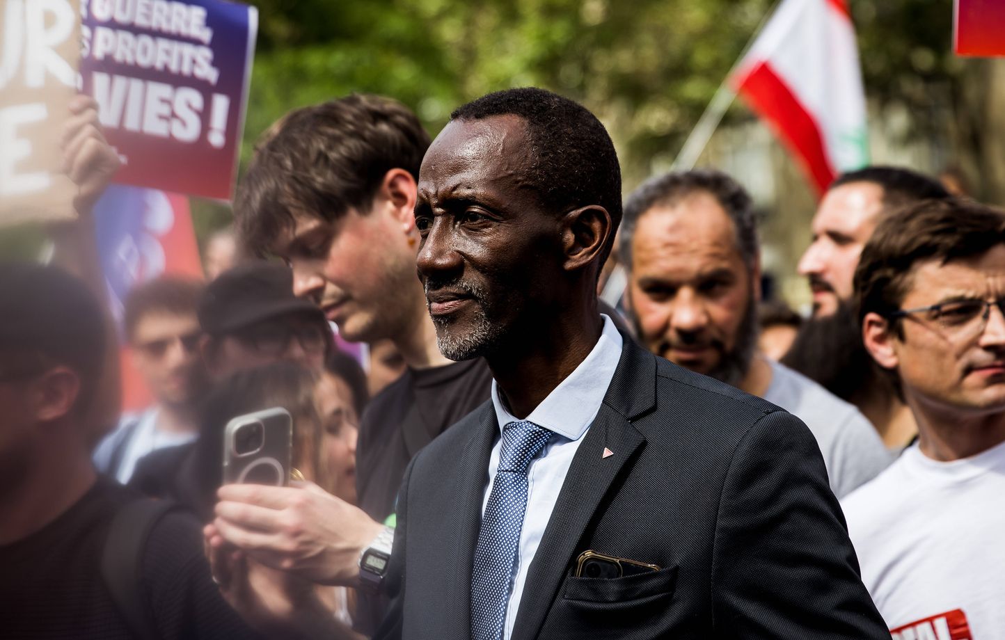Saint-Denis : le maire Bally Bagayoko confirme que le portrait de Macron restera décroché