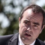 Sébastien Lecornu appelle à une adoption rapide du projet de loi d'urgence agricole en pleine tensions