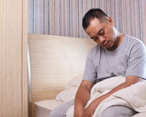 Sexomnie : comprendre les enjeux du trouble du sommeil lié aux comportements sexuels
