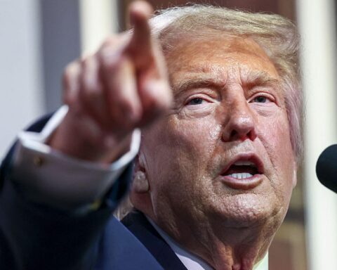 Trump annule son attaque prévue contre l'Iran en raison de "négociations sérieuses"