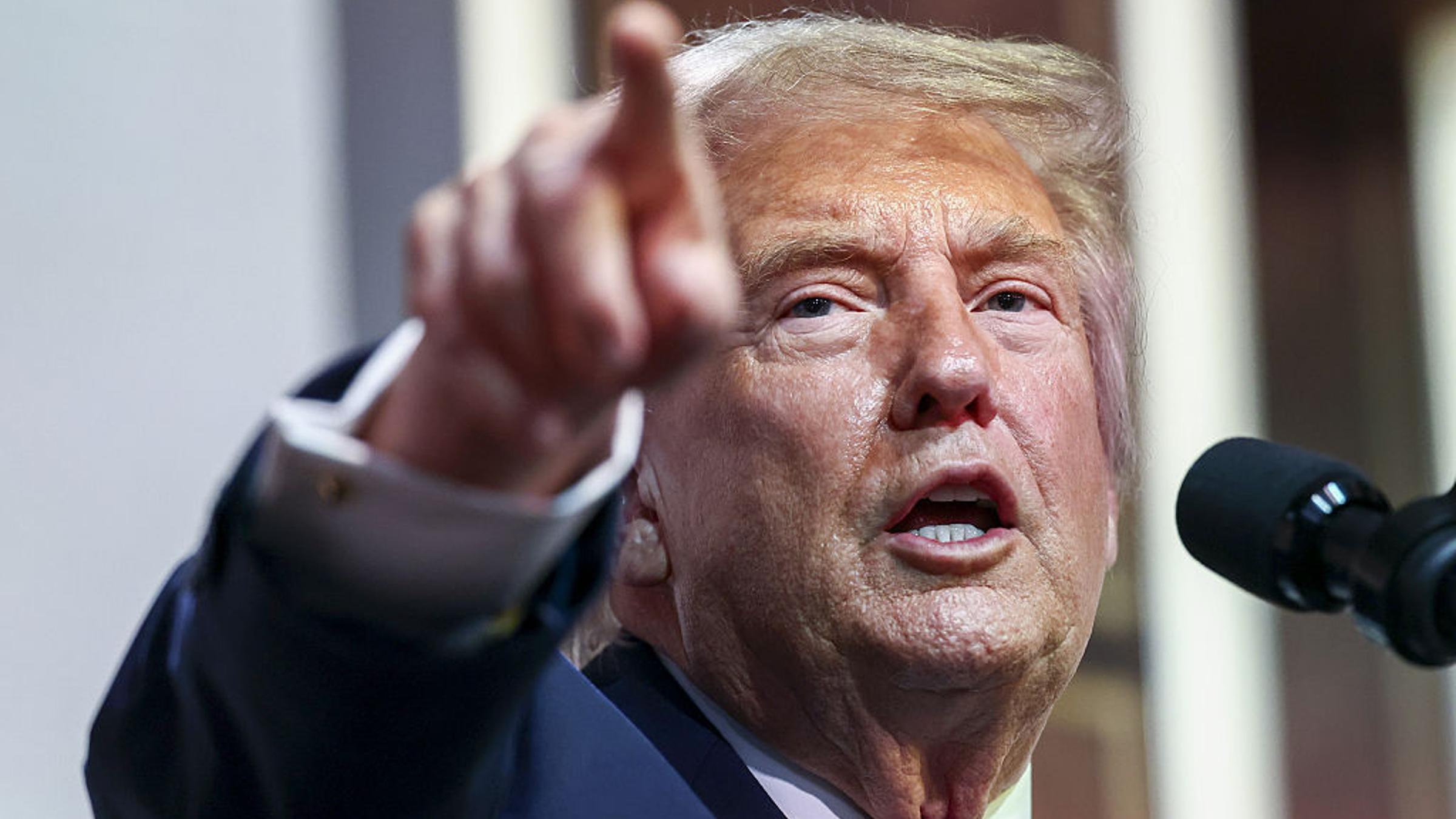 Trump annule son attaque prévue contre l'Iran en raison de "négociations sérieuses"
