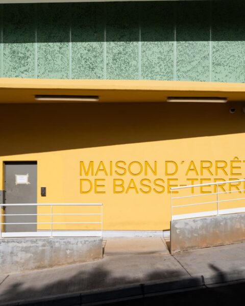Un jeune Américain accusé d'avoir volé 46 millions de dollars en cryptomonnaies sera extradé vers les États-Unis