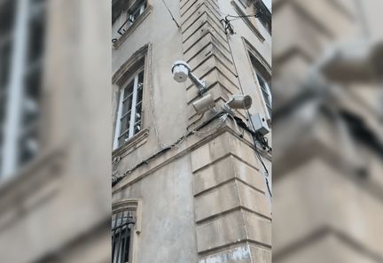 Une chanson pétainiste diffusée à Carpentras le 8 mai suscite des réactions et une plainte du maire