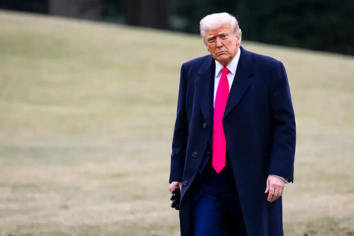 Visite de Trump en Chine : les raisons pour lesquelles les agents de sécurité américains ont rejeté tous les objets offerts par Pékin avant le décollage.