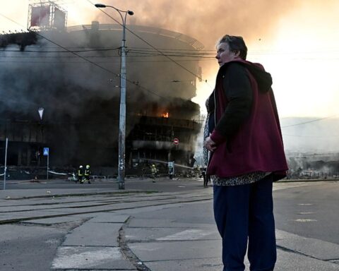 Zelensky appelle à des conséquences après l'une des frappes les plus intenses sur Kyiv depuis le début de la guerre