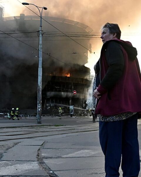Zelensky appelle à des conséquences après l'une des frappes les plus intenses sur Kyiv depuis le début de la guerre