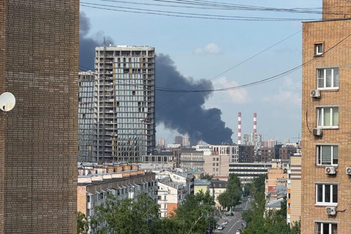 Zelensky souligne la montée en puissance des drones ukrainiens après une frappe massive à Moscou