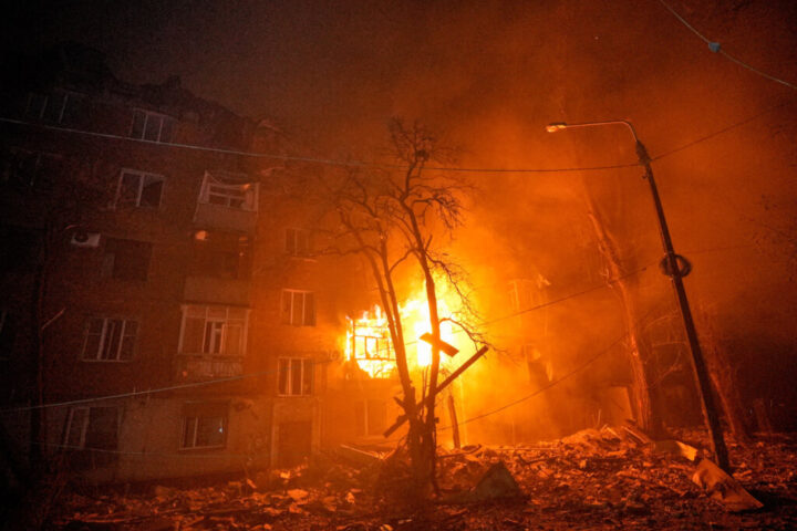 La Russie frappe l'Ukraine avec 729 engins militaires dans la nuit du 2 juin — 11 morts et 94 blessés