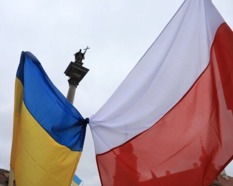 Pologne-Ukraine : Varsovie retire la plus haute distinction polonaise à Zelensky, Kyiv hausse le ton