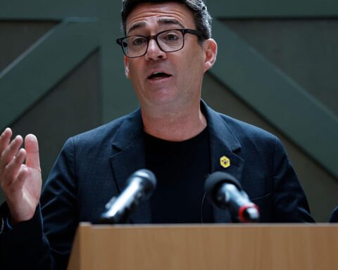Andy Burnham présente ses plans de décentralisation en tant que futur Premier ministre du Royaume-Uni