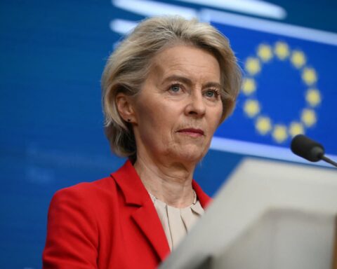 Bruxelles envisage une taxe de 0,1% sur les transactions en cryptomonnaies pour générer jusqu'à 4 milliards d'euros par an