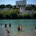 Canicule : 37 départements sous vigilance rouge samedi matin, un assouplissement progressif des alertes