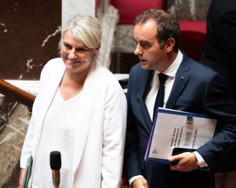 Canicule : Lecornu évoque des vacances d’été possibles pour les ministres en cas de prolongation