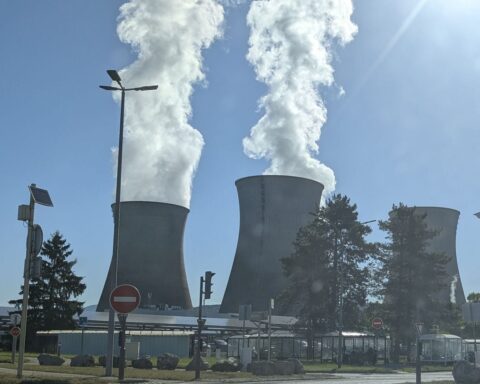 Canicule : trois réacteurs nucléaires en France arrêtés en raison de la hausse des températures