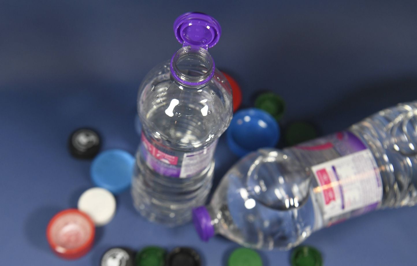 Controverse autour du projet gouvernemental de consigne pour le recyclage des bouteilles en plastique