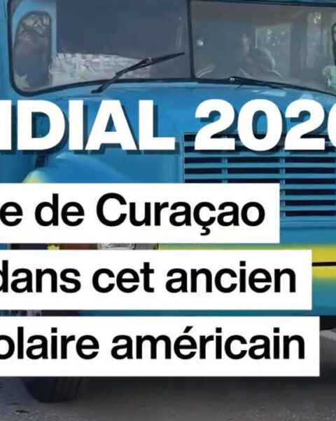 Coupe du monde 2026 : le choix surprenant du bus scolaire par l’équipe de Curaçao pour transporter ses joueurs