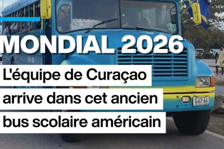 Coupe du monde 2026 : le choix surprenant du bus scolaire par l’équipe de Curaçao pour transporter ses joueurs