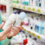 Déodorants : conseils pour bien choisir et éviter les erreurs courantes