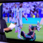 Des supporters algériens ont-ils scandé le chant "Messi est l'ennemi d'Allah" lors du match États-Unis – Argentine contre Autriche ?