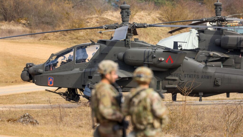Deux membres d'équipage secourus après le crash d'un hélicoptère de l'armée américaine près du détroit d'Hormuz