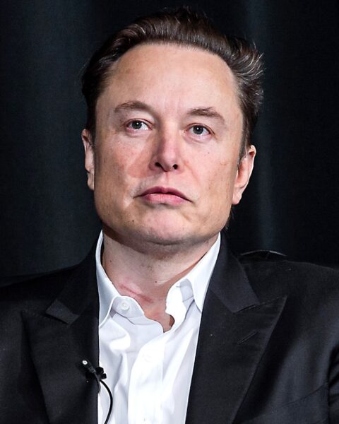 Elon Musk dépasse le cap historique des 1 000 milliards de dollars.