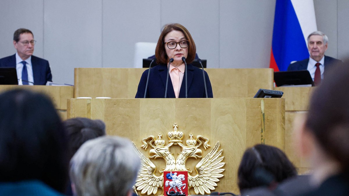Élvira Nabioullina réapparaît après une absence prolongée et annonce une légère baisse du taux directeur en Russie
