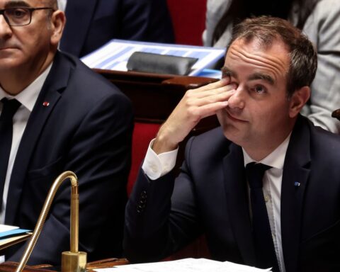 Fin de vie : le gouvernement face à un dédale parlementaire avant un vote crucial en juillet