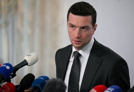 Jordan Bardella appelle à la démission de Gérald Darmanin après la mort de Lyhanna