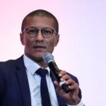 Karim Bouamrane, maire PS de Saint-Ouen, annonce sa candidature à la présidentielle de 2027